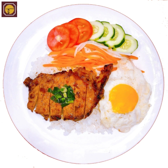 Grilled Pork Rice with Fried Egg
